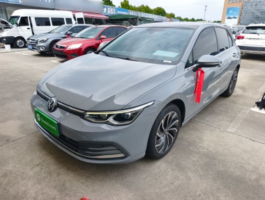 Volkswagen Golf 2022 car image 