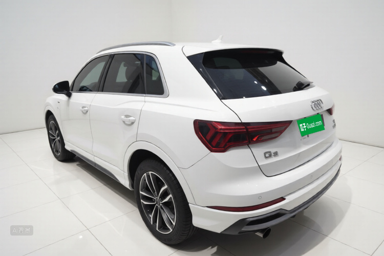 Audi Q3 2023 #5 Audi Q3 2023 car image #5