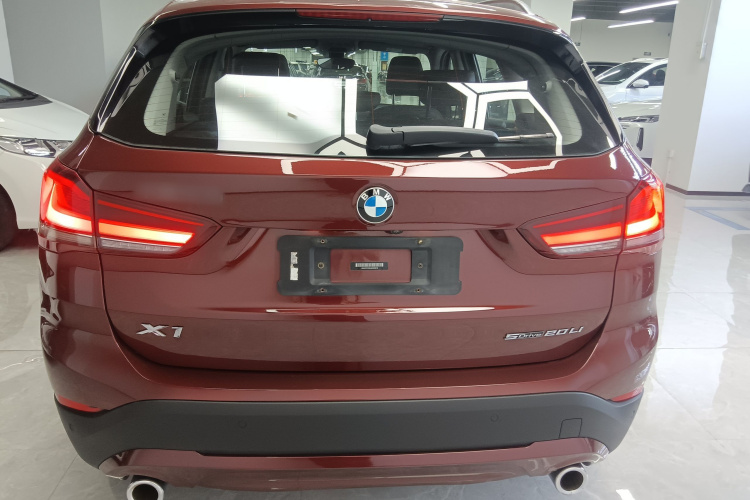 BMW X1 2019 car image #6