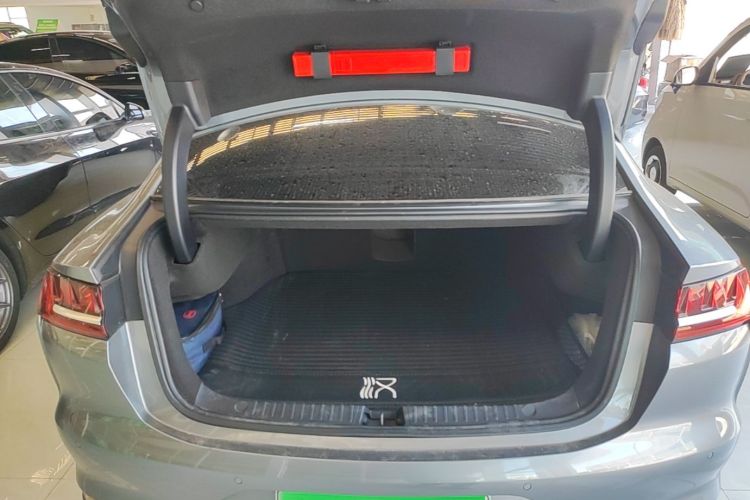 BYD Han 2022 car image #19