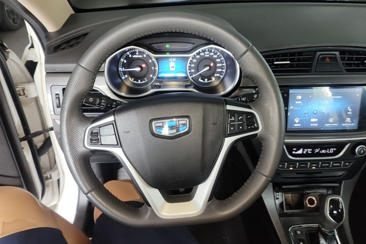 GEELY Emgrand 2016 immagine di auto #11