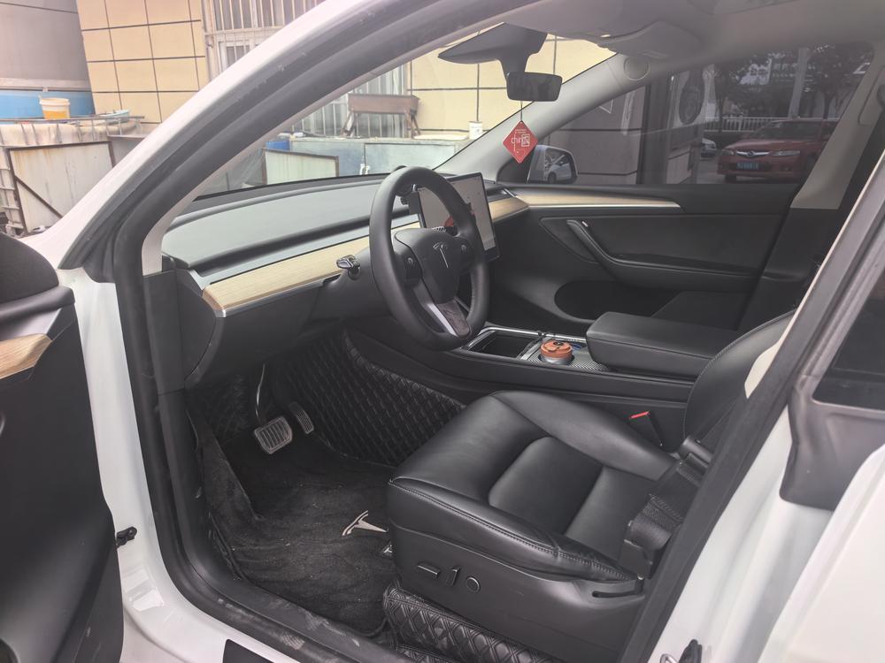 Tesla Model Y 2022 #7 Tesla Model Y 2022 car image #7