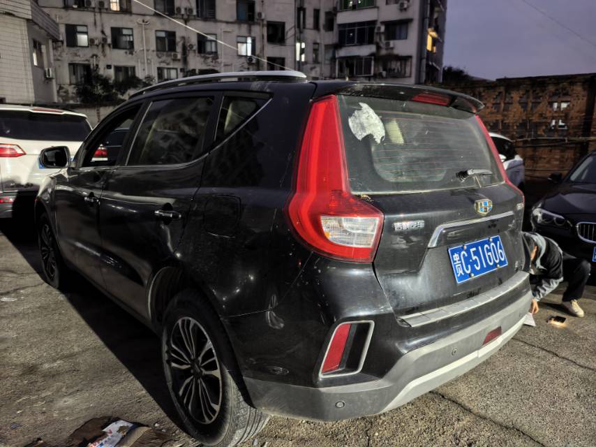 GEELY Vision X6 2017 image de voiture #5