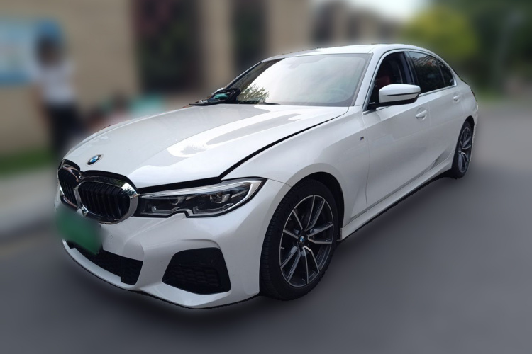 BMW 3 Series 2022 car image #2