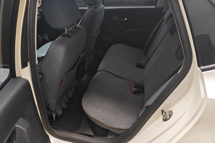 Volkswagen Polo 2018 #13 Volkswagen Polo 2018 car image #13