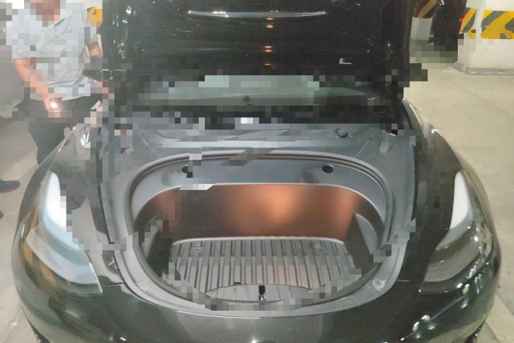 Tesla Model 3 2022 car image #18