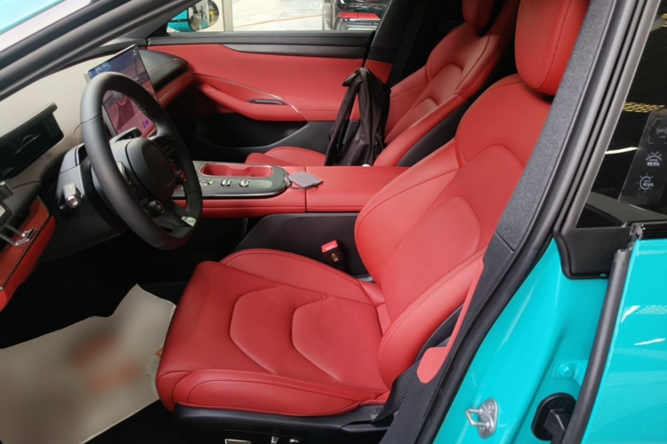MI SU7 2025 car image #25