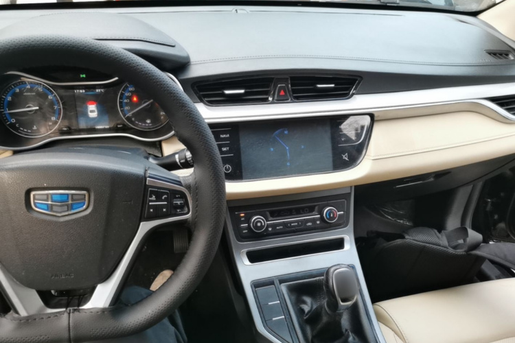 GEELY Emgrand 2018 #10 GEELY Emgrand 2018 car image #10