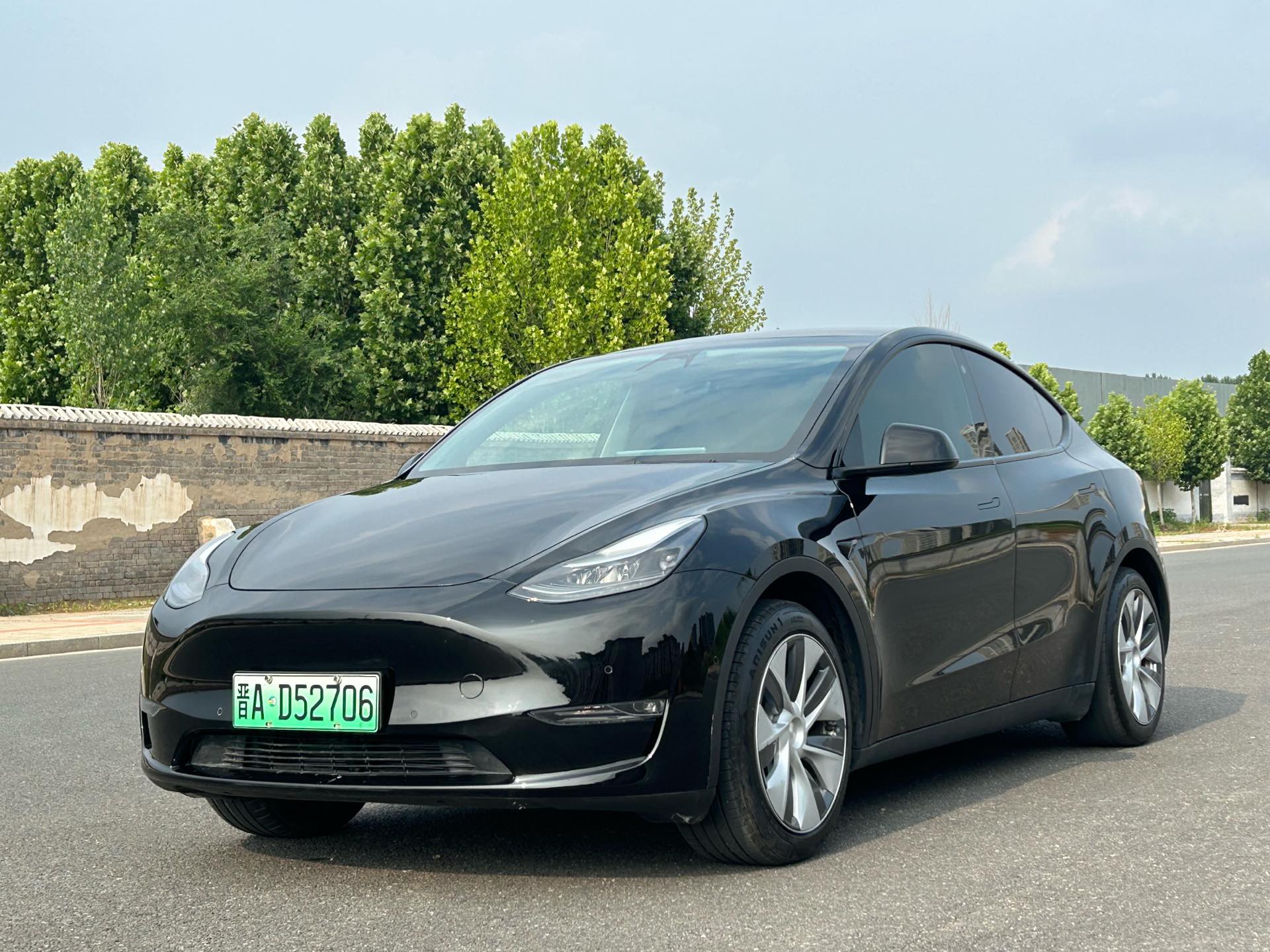 Tesla Model Y 2021 car image 