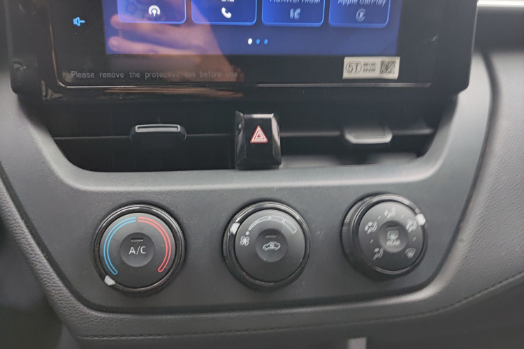 Toyota Corolla Cross 2023 car image #14