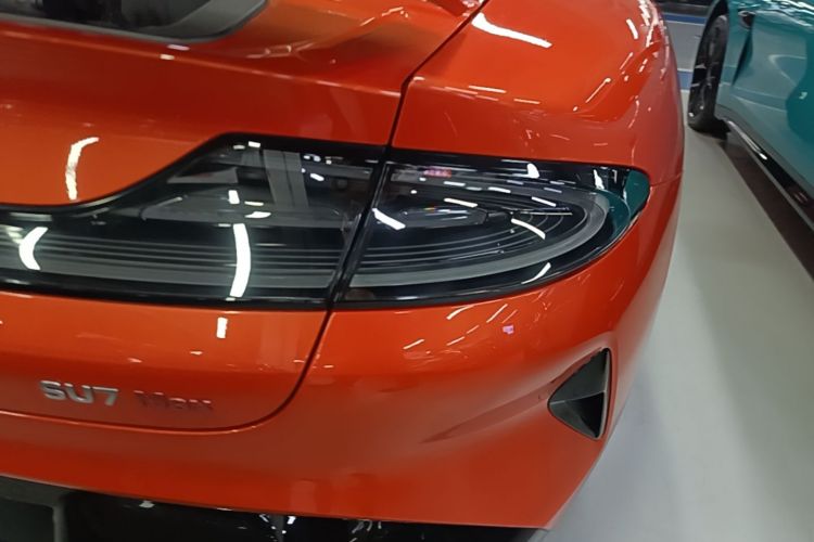 MI SU7 2025 car image #8