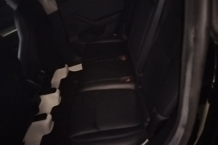 Tesla Model Y 2023 #17 Tesla Model Y 2023 immagine di auto #17