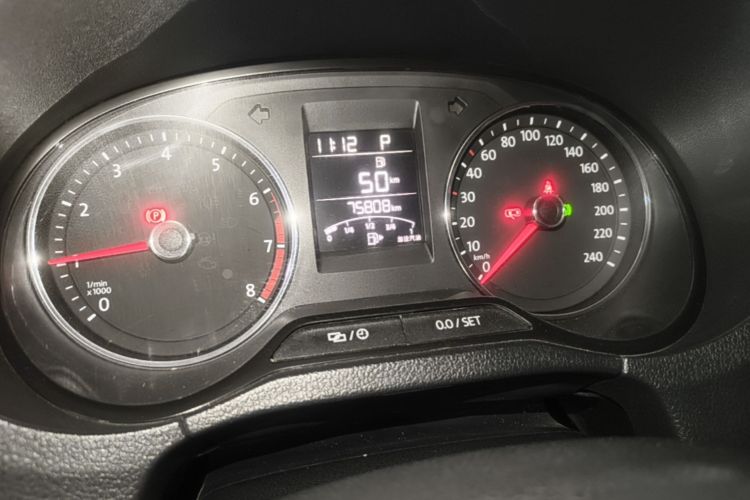 Volkswagen Polo 2018 car image #12