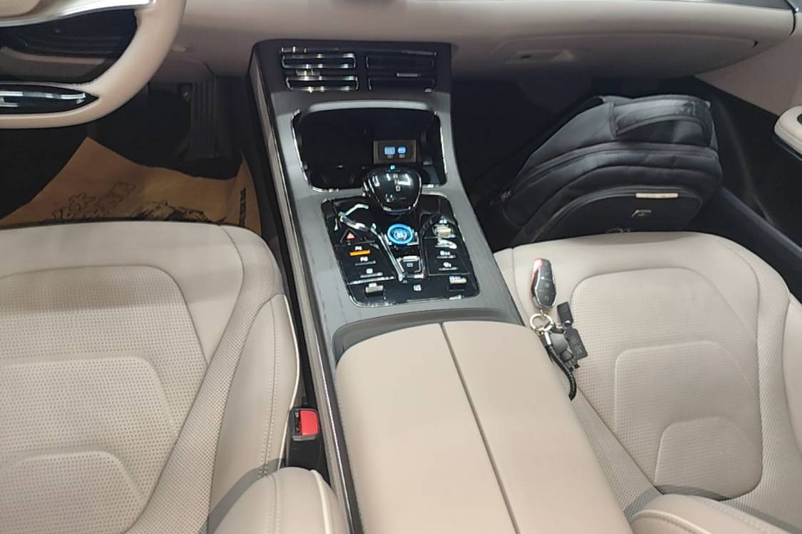 BYD Han 2024 #15 BYD Han 2024 صورة سيارة #15