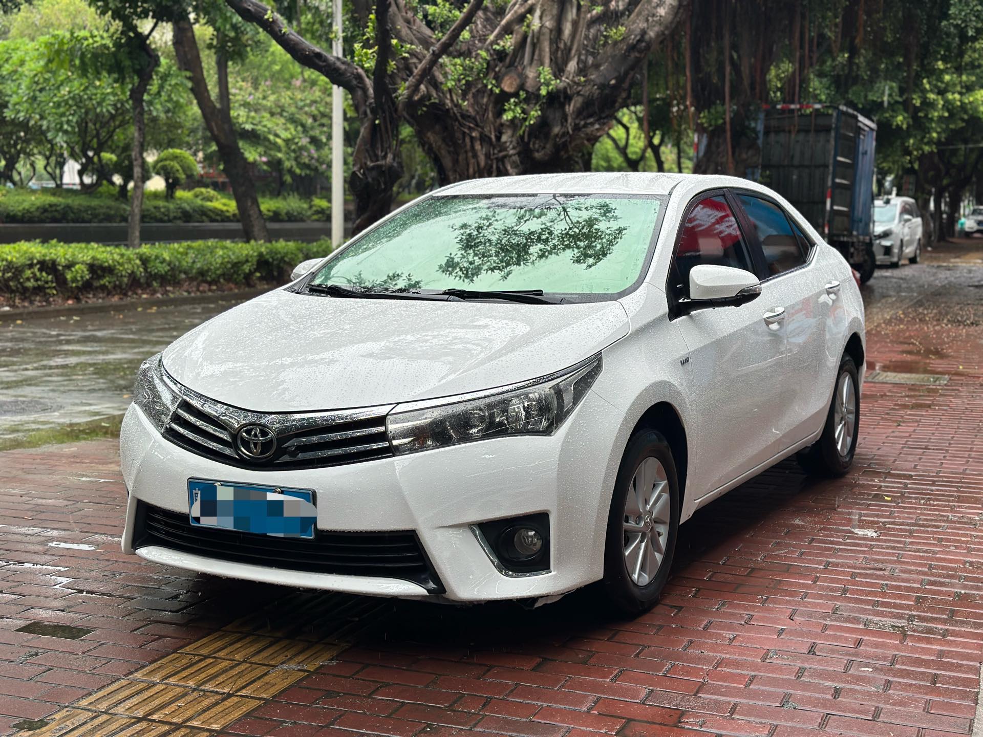Toyota Corolla 2016 Toyota Corolla 2016 car image