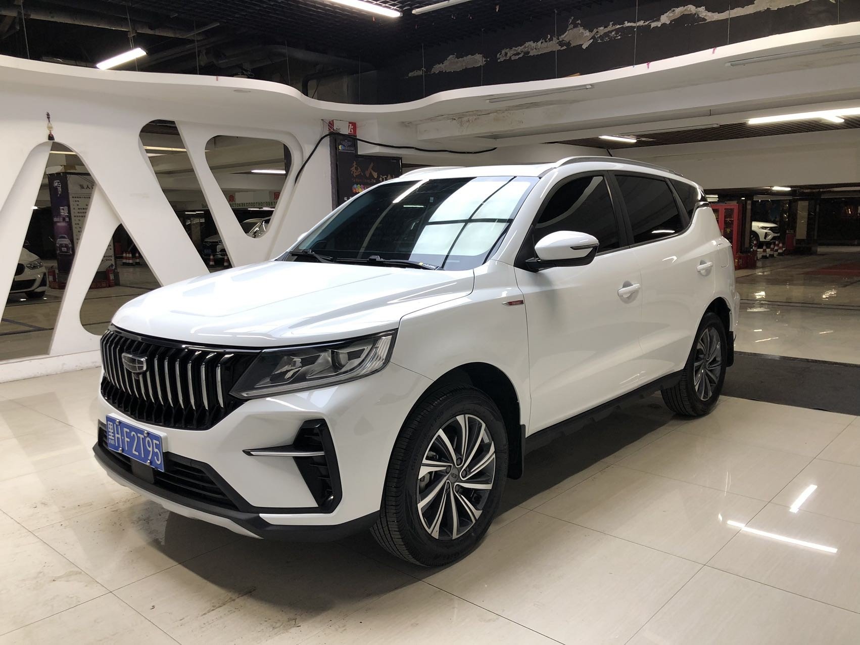 GEELY Vision X6 2022 car image 
