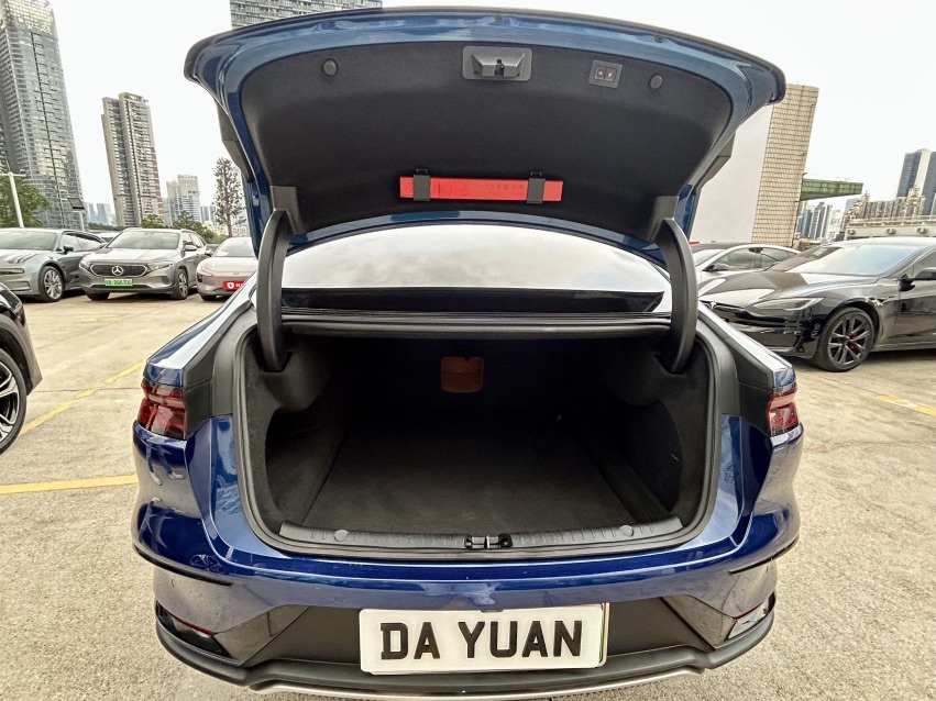 BYD Han 2022 #4 BYD Han 2022 car image #4