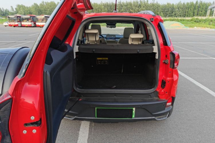 BYD Yuan Pro 2022 immagine di auto #19