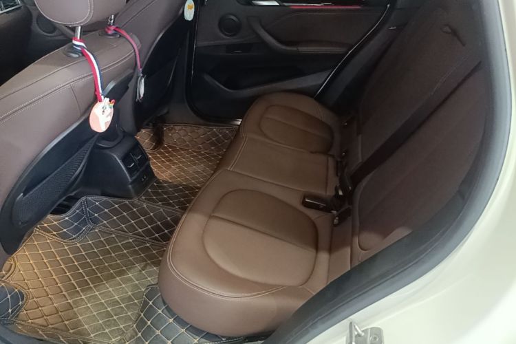 BMW X1 2020 car image #19