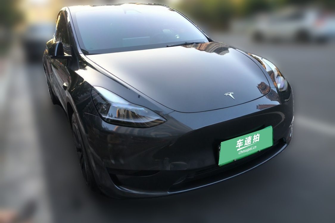 Tesla Model Y 2024 #2 Tesla Model Y 2024 car image #2