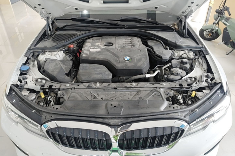 BMW 3 Series 2020 #20 BMW 3 Series 2020 car image #20