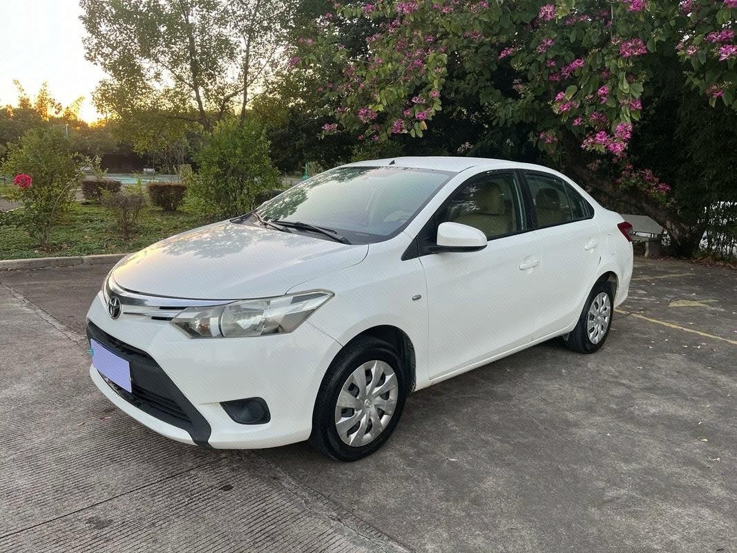 Toyota Vios 2015 car image 
