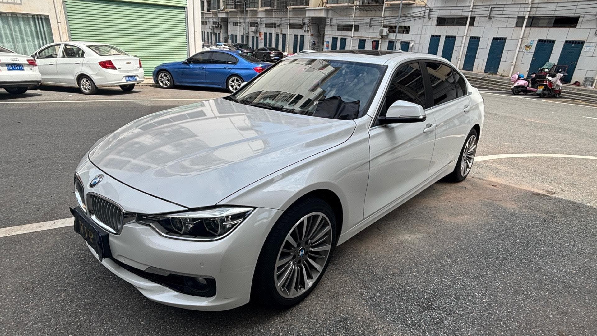 BMW 3 Series 2019 BMW 3 Series 2019 car image