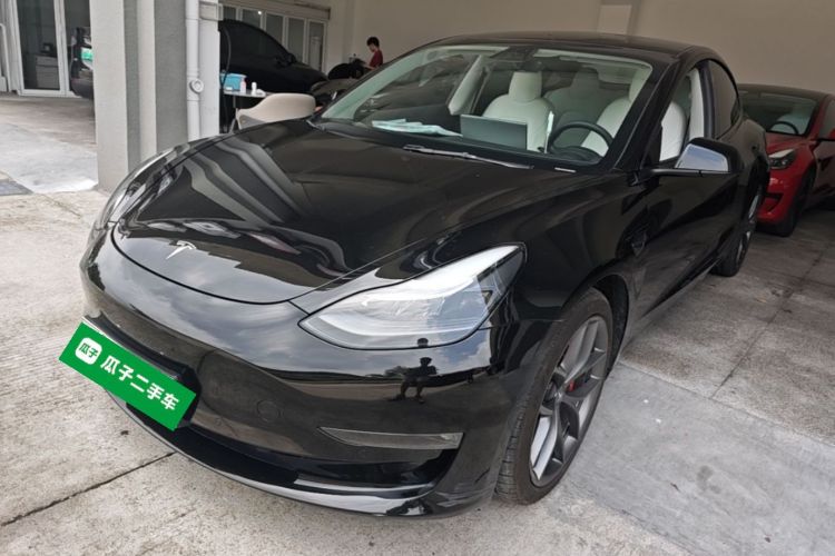 Tesla Model 3 2021 car image #2