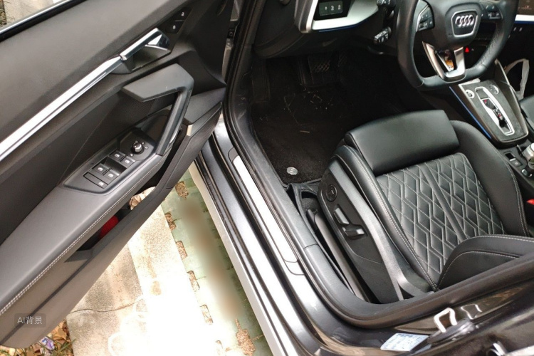 Audi A3 2025 car image #18