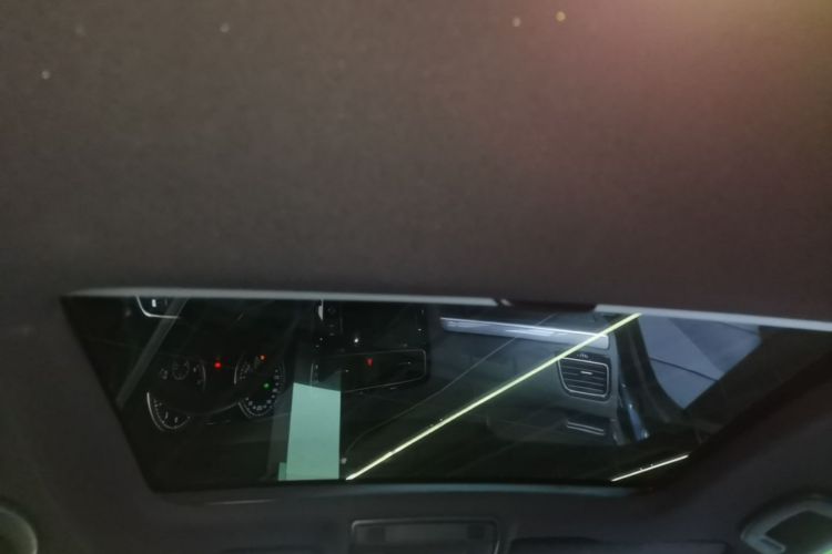 Volkswagen Golf 2019 car image #20