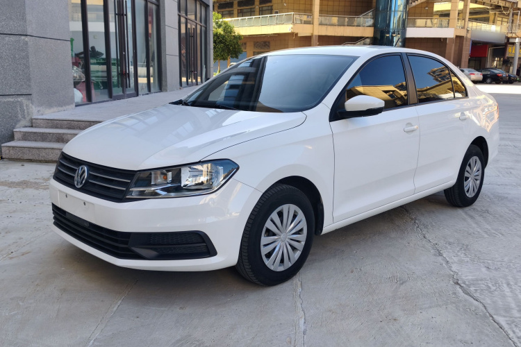 Volkswagen Santana 2023 car image #2