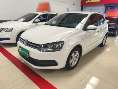 Volkswagen Polo 2016 car image 