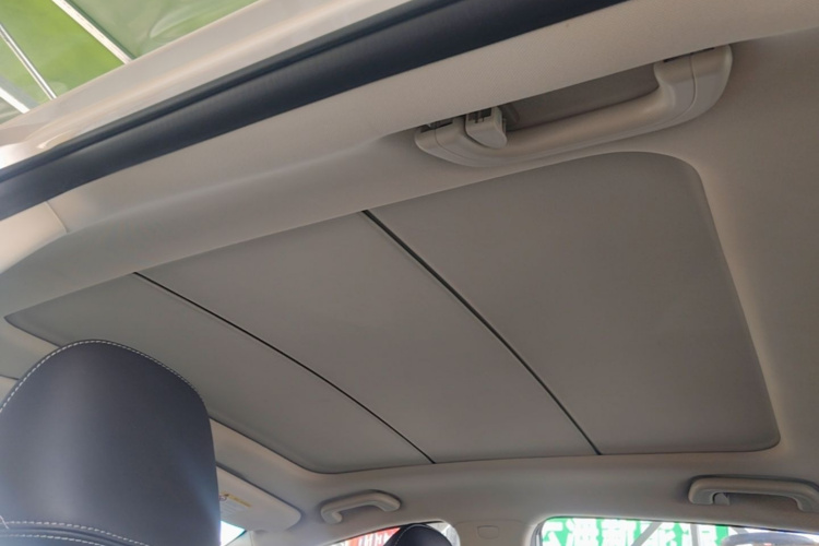 GEELY Emgrand GS 2018 car image #20