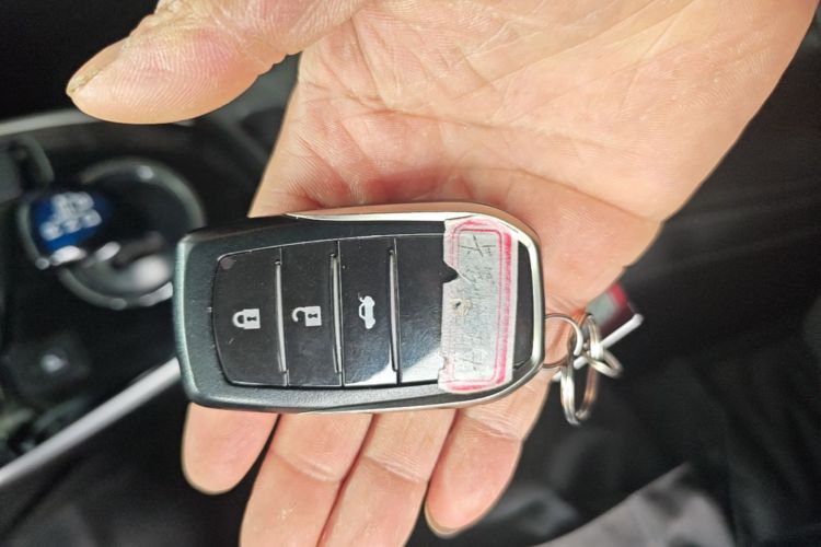 Toyota Corolla Hybird E+ 2019 immagine di auto #14