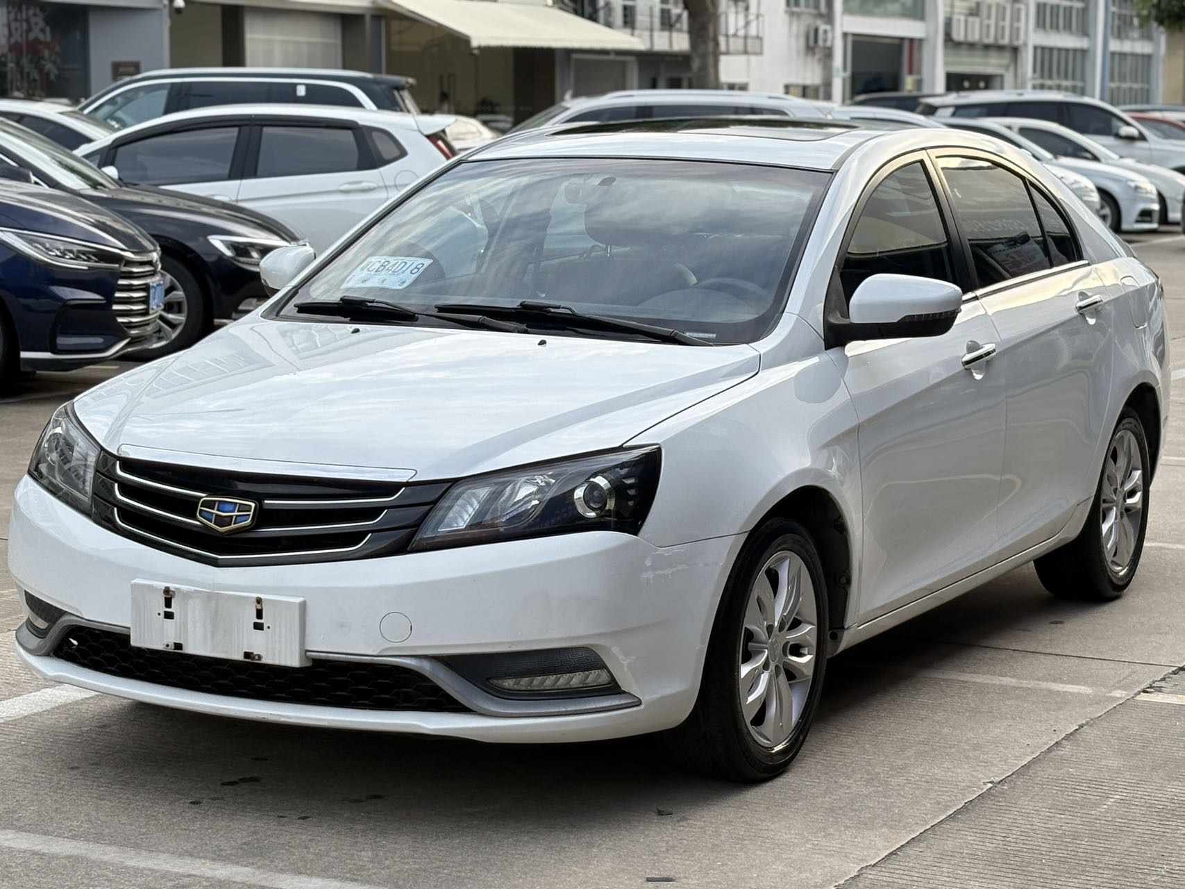 GEELY Emgrand 2015 car image 