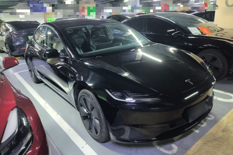 Tesla Model 3 2023 #4 Tesla Model 3 2023 car image #4