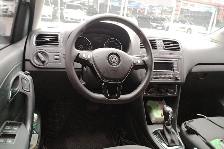 Volkswagen Polo 2017 #11 Volkswagen Polo 2017 изображение автомобиля #11