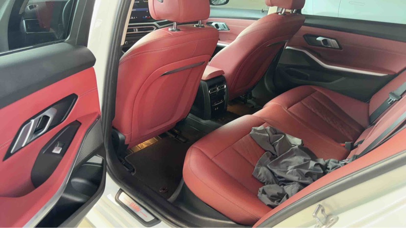 BMW i3 2024 car image #3