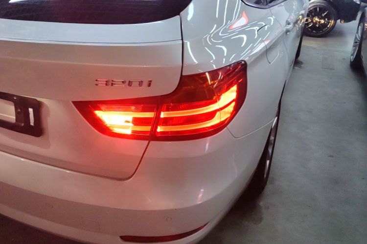 BMW 3 Series GT 2016 صورة سيارة #8