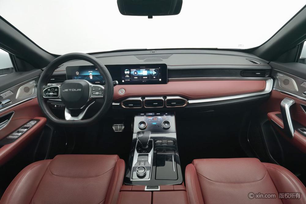 Jetour X70 PLUS 2021 car image #14