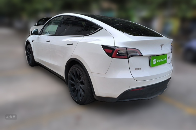 Tesla Model Y 2023 #5 Tesla Model Y 2023 car image #5
