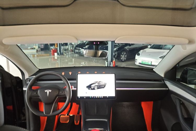Tesla Model Y 2024 #18 Tesla Model Y 2024 car image #18