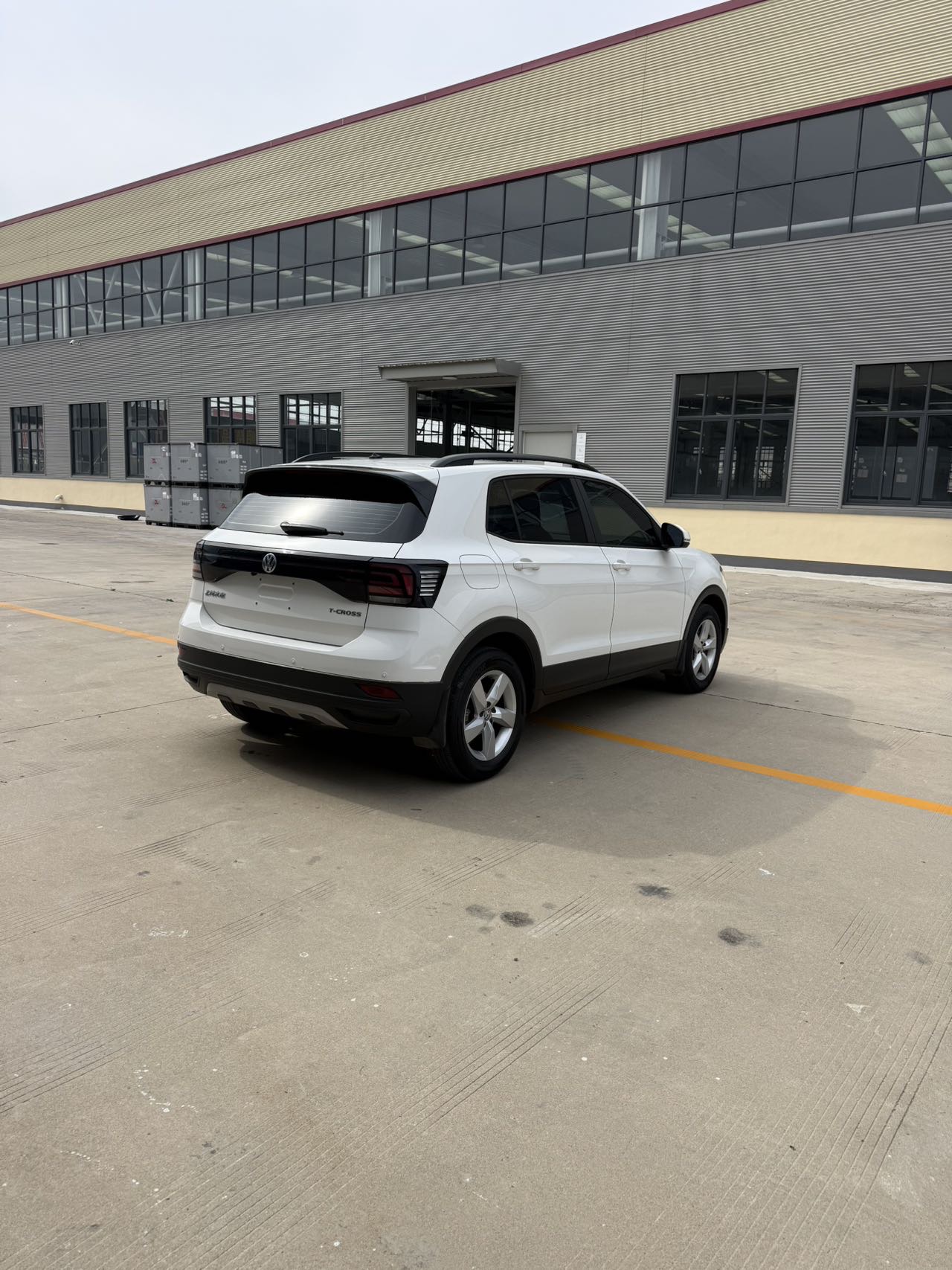 Volkswagen T-Cross 2021 #4 Volkswagen T-Cross 2021 car image #4