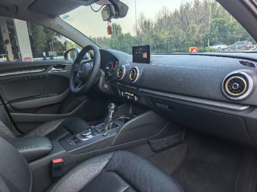 2018 imagen de coche #6