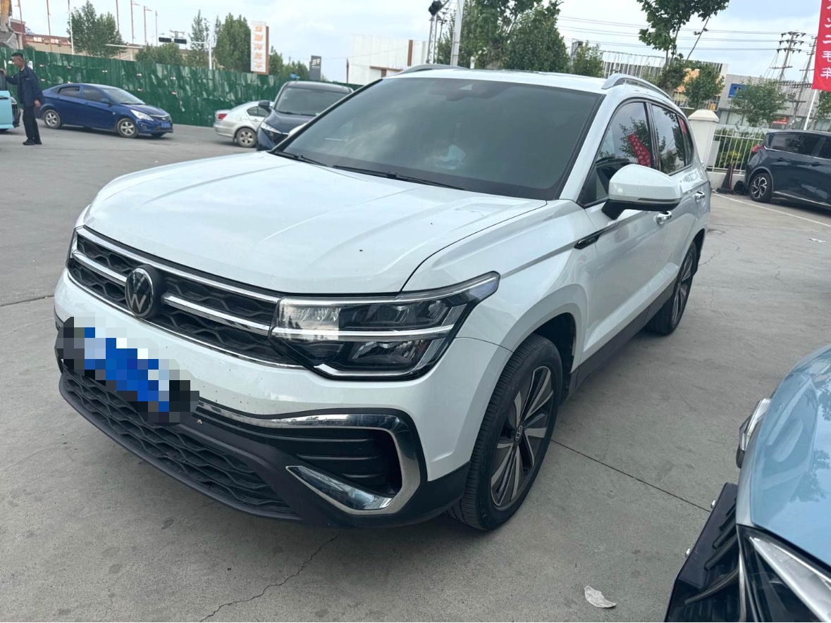 2023 2023 immagine di auto