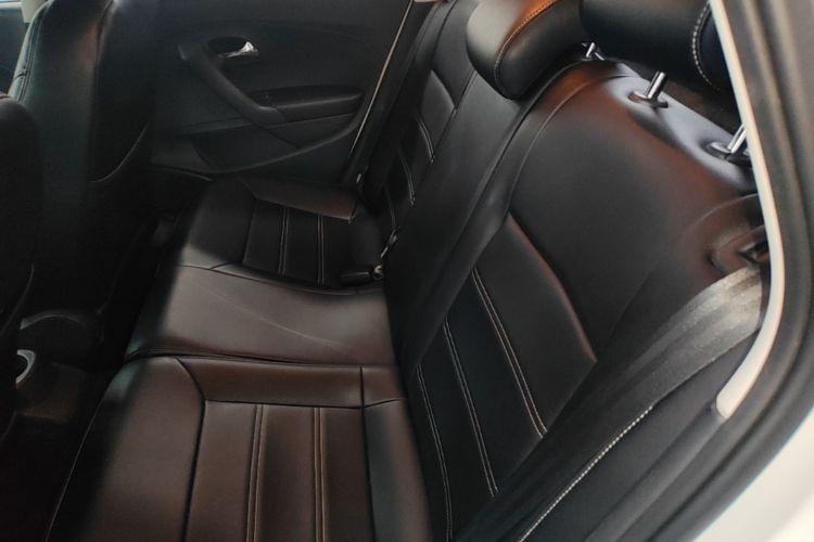 Volkswagen Polo 2017 #17 Volkswagen Polo 2017 car image #17
