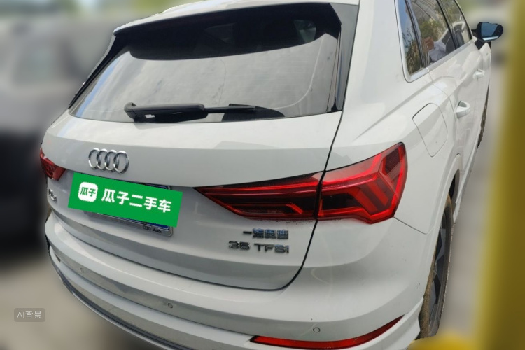 Audi Q3 2021 car image #6