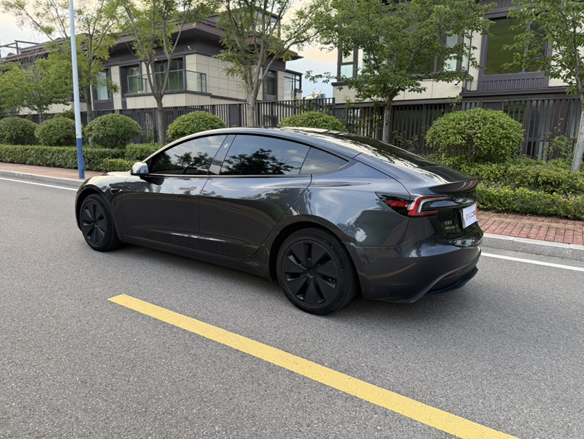 Tesla Model 3 2024 #4 Tesla Model 3 2024 immagine di auto #4