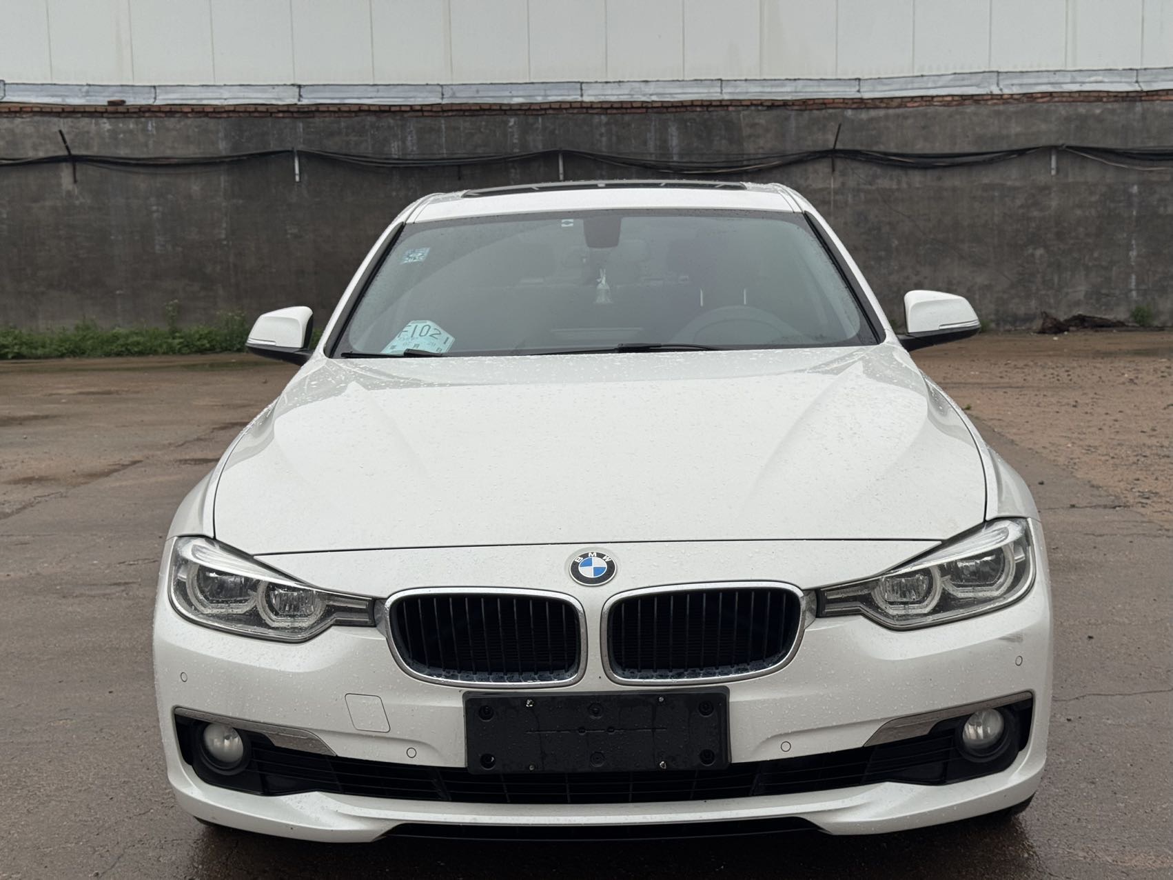 BMW 3 Series 2017 #2 BMW 3 Series 2017 car image #2