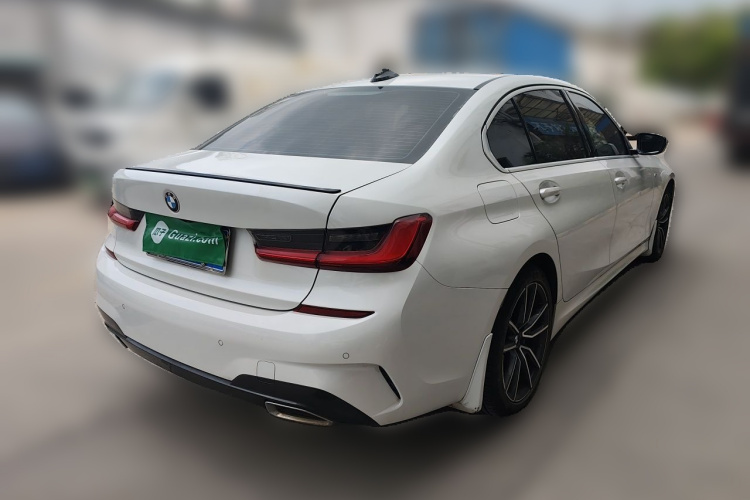 BMW 3 Series 2021 car image #5